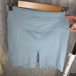 Girlfriend Collective Sky Blue Set